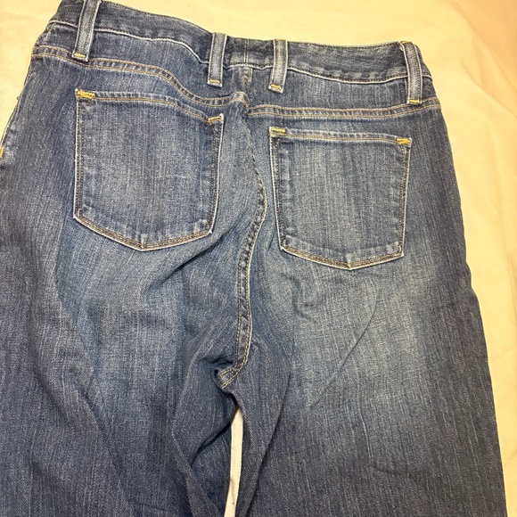 L. L. BEAN Jeans Favorite Fit Women 6R Blue Denim Outdoor RN#71341 - Picture 1 of 13